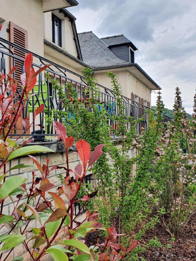 Le Curieux De Conques Acomodação com café da manhã Saint-Cyprien-sur-Dourdou Exterior foto