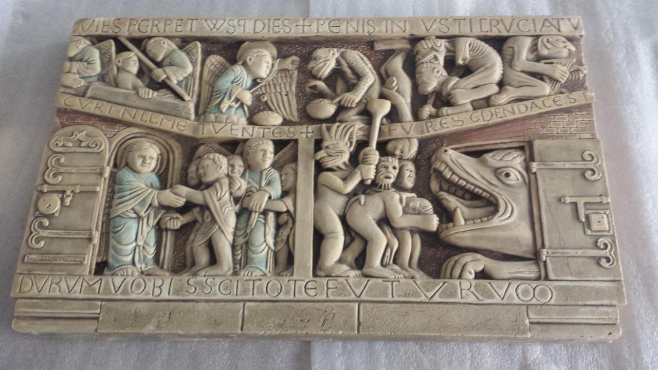 Le Curieux De Conques Acomodação com café da manhã Saint-Cyprien-sur-Dourdou Exterior foto